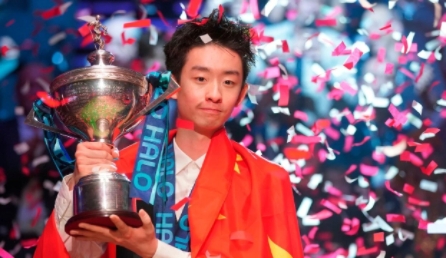 吴宜泽，，首位00后斯诺克世锦赛冠军！！！
